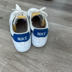 Nike platform shoes barely worn